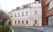 Москва, район Замоскваречье, Овчинниковский Ср. пер., 8с2